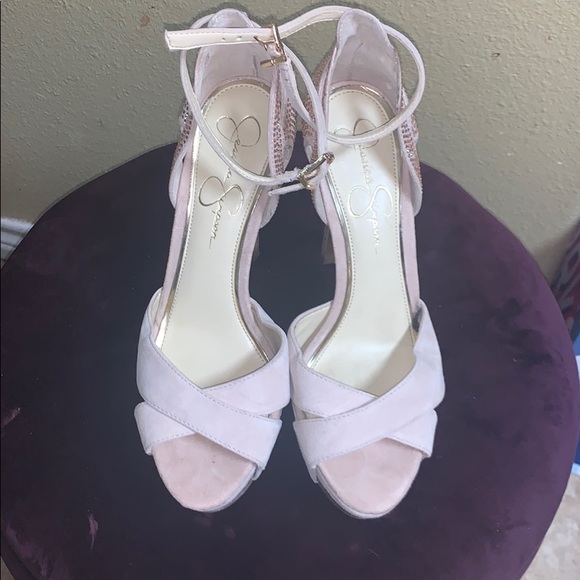 worn once - Picture 2 of 3